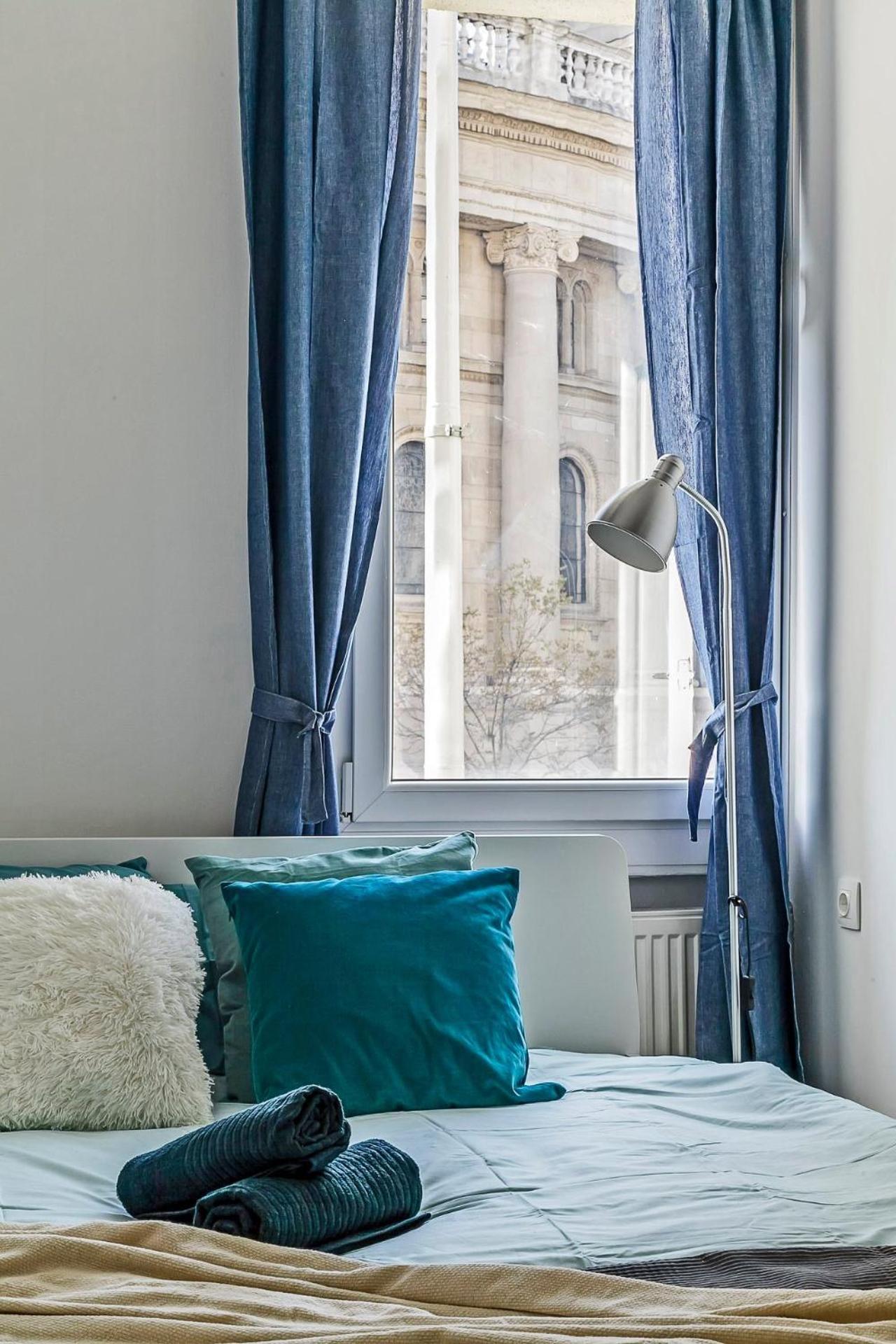 Cozy 4 Bedroom Apartment Overlooking The Basilica Budapest Exterior photo